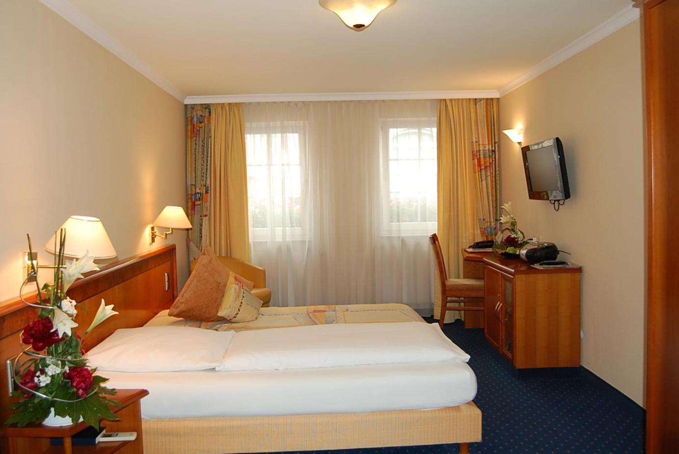 Hotel Ochsen Stoccarda Esterno foto