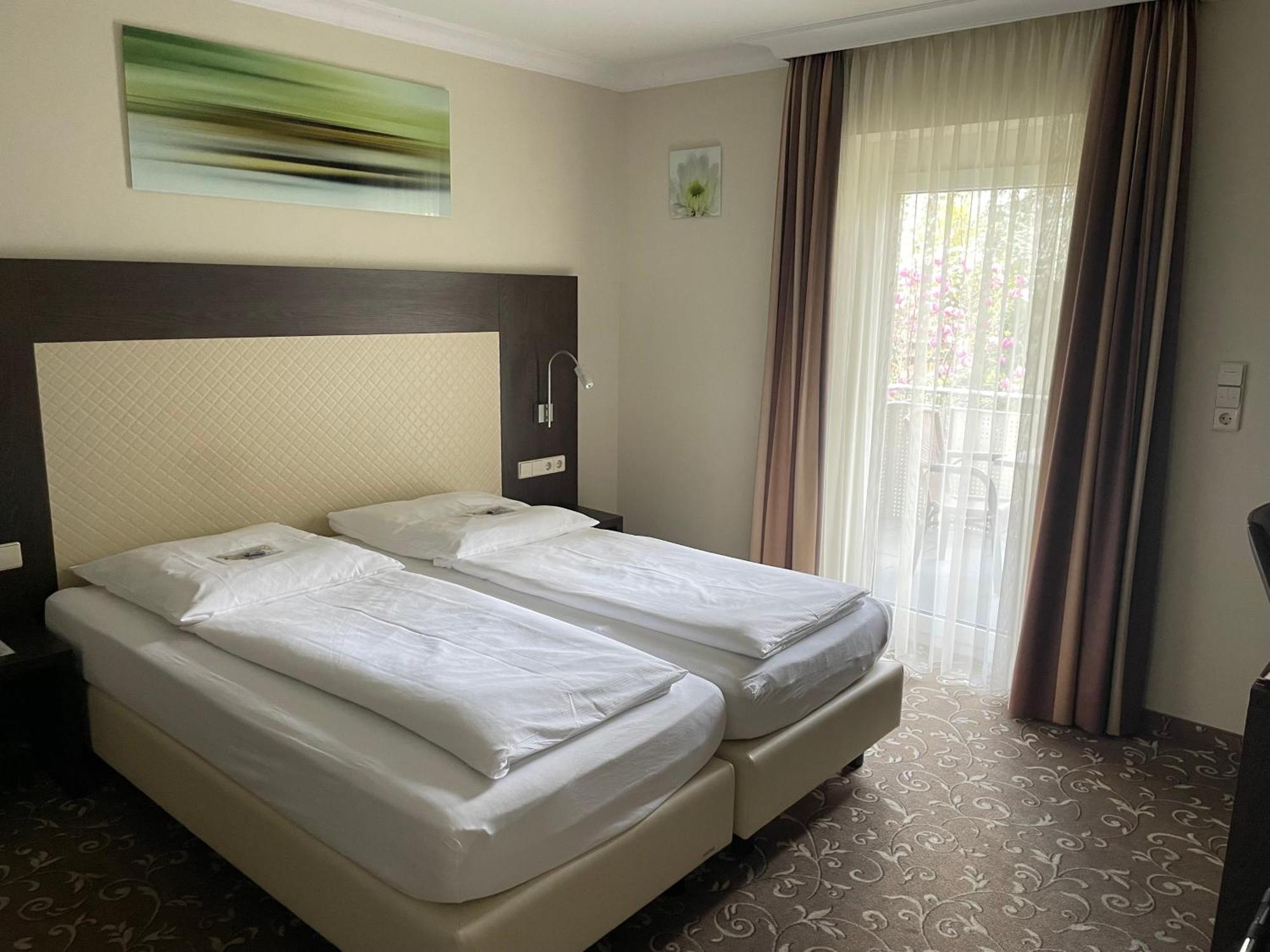 Hotel Ochsen Stoccarda Esterno foto